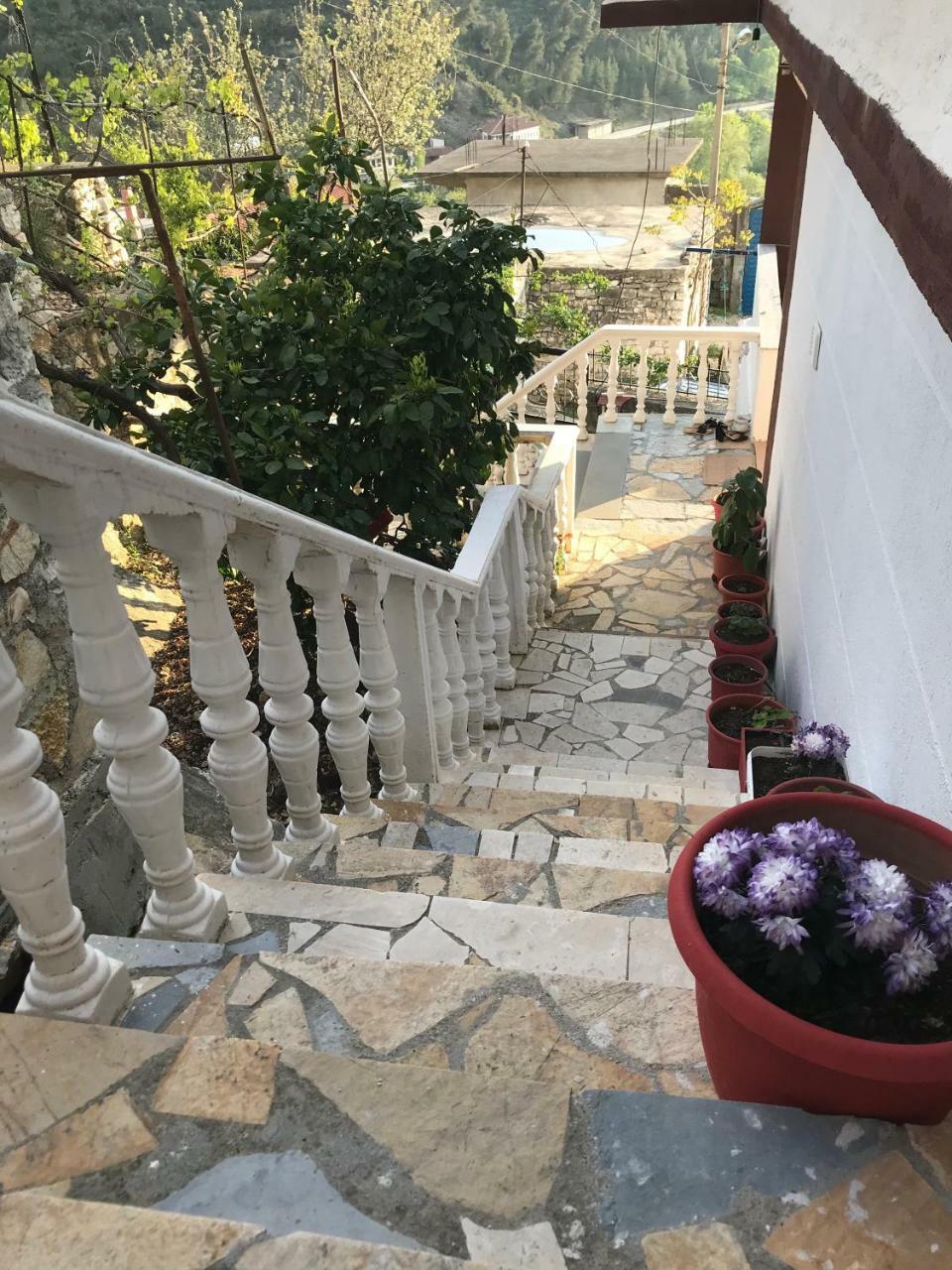 Himaj Pensjonat Berat